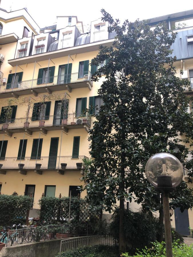 Elegante Stanza Nel Cuore Di Porta Venezia A Milano Eksteriør billede